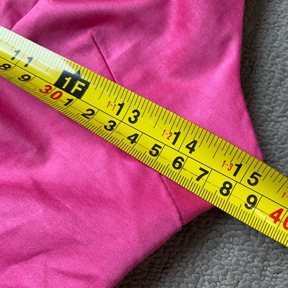 Three of something pink sleeveless blouse size AU6 - Picture 10 of 11